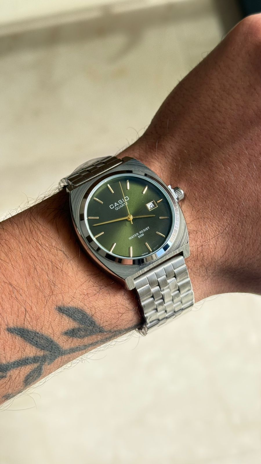 Casio Quartz Green Dial – Acier Argenté